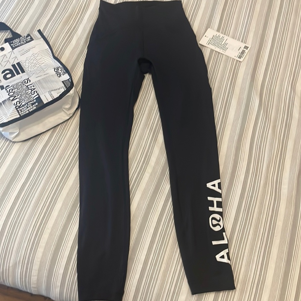 Maui Exclusive Lululemon Instill HR Tight 25”